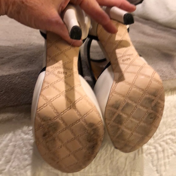 LAMB heels - Picture 3 of 4